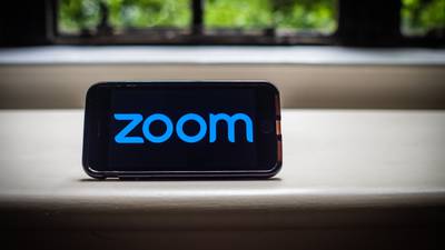 Zoom recortará 1.300 empleos, el 15% de su plantilla mundialdfd