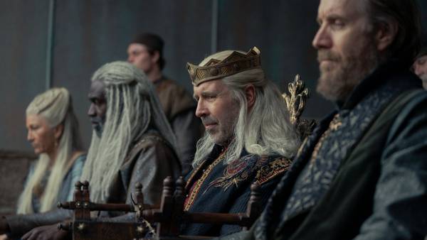 Precuela de Game of Thrones sopla fuego y enciende HBO: Reseña de House of the Dragondfd