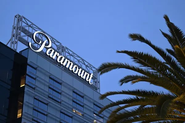Paramount Global recortará 800 empleos tras cobertura récord del Super Bowl