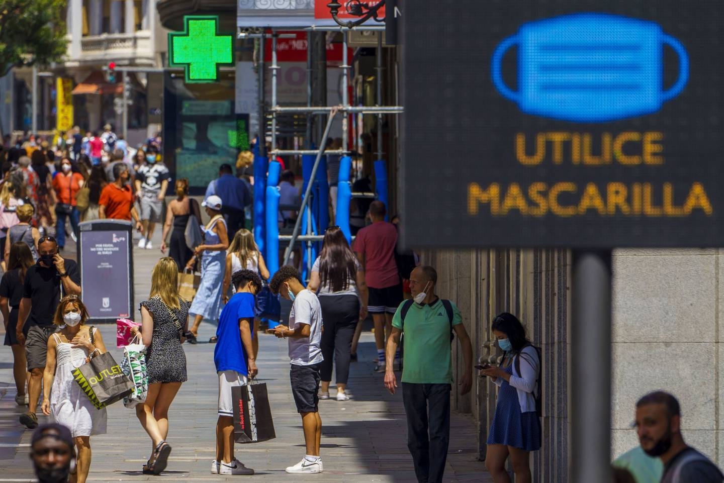 A busy shopping precinct in Madrid, Spain