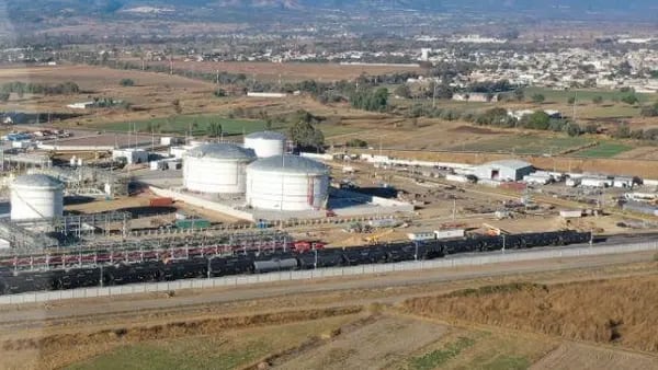 Sempra Infraestructura prevé inaugurar terminal de combustibles de Valero este mesdfd