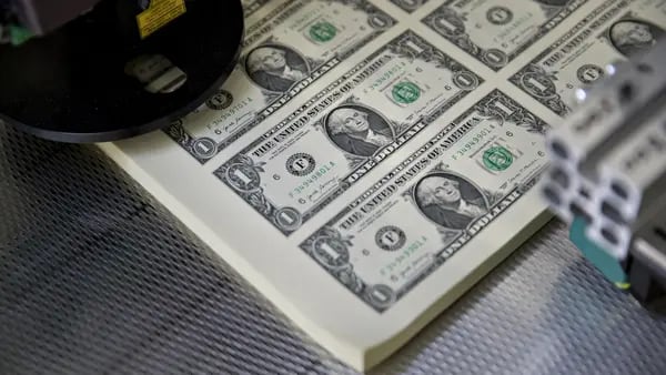 El reinado prolongado del dólar estadounidense hace un contundente llamado de atención a los mercadosdfd