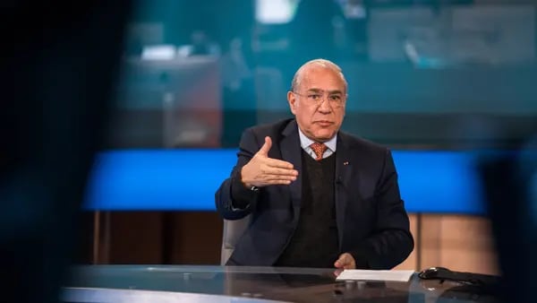Xóchitl Gálvez busca restituir diálogo con el sector privado en plan de gobierno: Gurríadfd