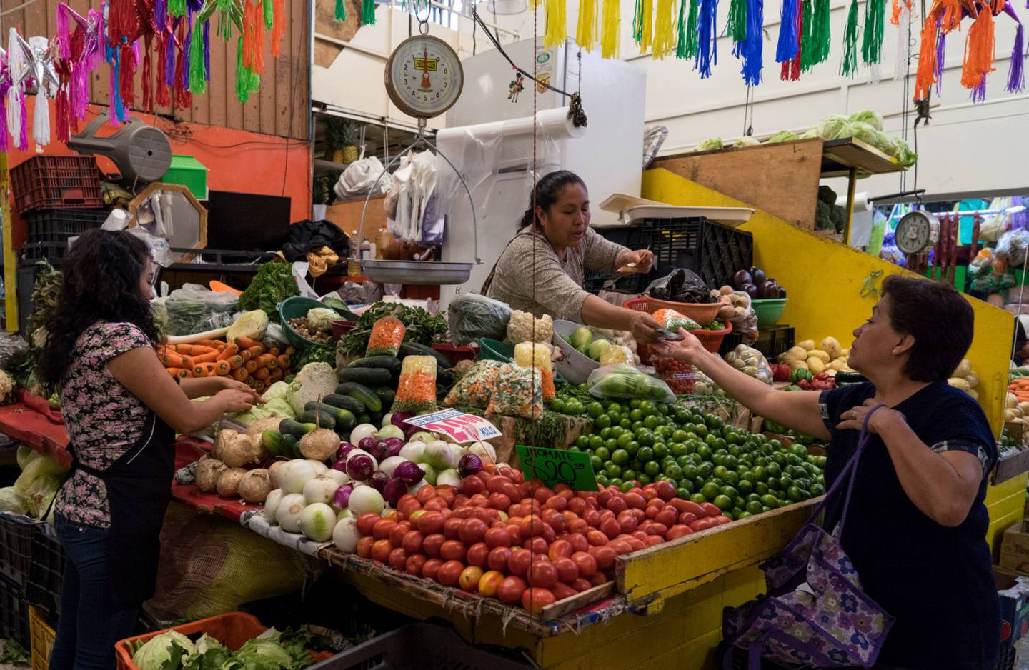 Inflación en México baja a 6% en quincena de mayo tras fin de ciclo alcista de Banxico