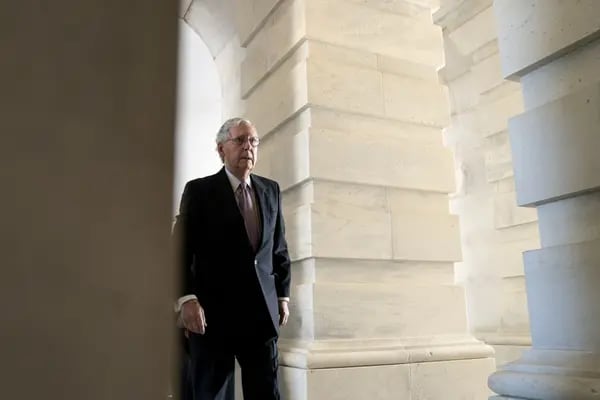 El líder republicano en el Senado, Mitch McConnell, aseguró que está dispuesto a realizar un incremento temporal en el techo de la deuda hasta diciembre.
