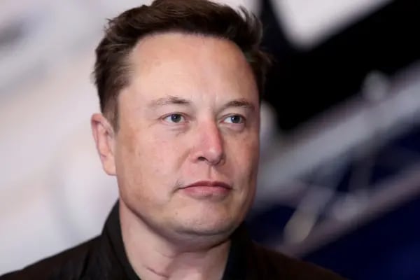 Empresário doou US$ 5,7 bilhões em ações da Tesla para caridade