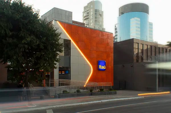 Itaú possui a quarta maior rede de agências do Brasil entre bancos públicos e privados