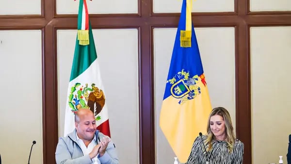 Biva firma acuerdo para acercar a empresas de Jalisco al mercado accionariodfd