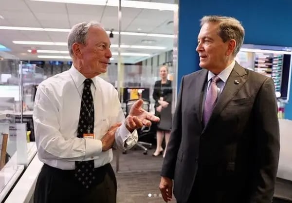 Michael Bloomberg y Laurentino Cortizo.