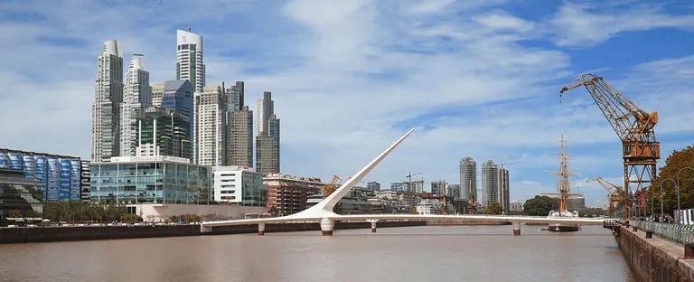 ¿Córdoba, Rosario o Buenos Aires? En qué ciudad golpea más la pobreza en Argentinadfd