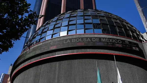 IPC de la Bolsa Mexicana continuará descendiendo: analistasdfd