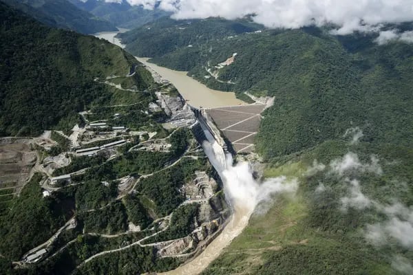 ¿Qué salida tiene la crisis hidroeléctrica de Colombia o Ecuador? Uruguay muestra el caminodfd