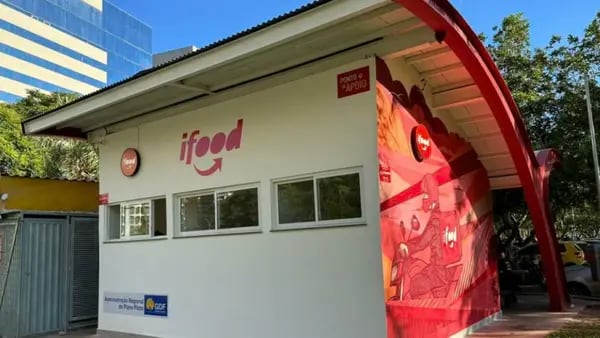 Na batalha do delivery de supermercado, iFood muda plano e faz parceria com Dakidfd