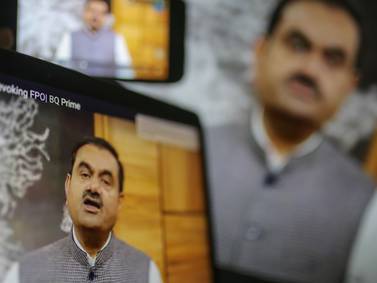 Tenedores de bonos de Adani recurren a asesores ante la crisis de la empresa indiadfd