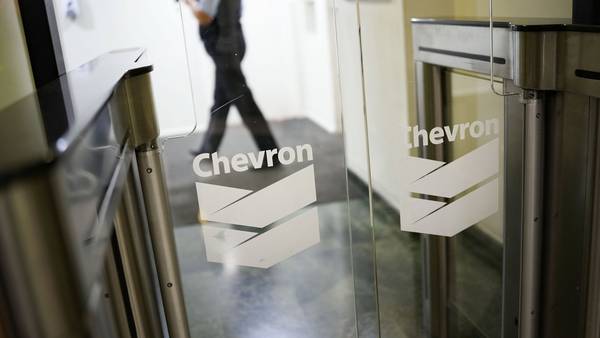 Chevron buscará duplicar producción de petróleo venezolano tras limpieza en el lago de Maracaibodfd