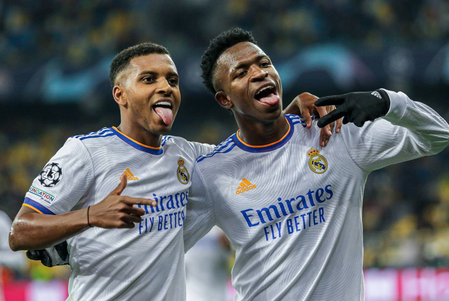 Rodrygo (à esquerda) e Vini Junior, estrelas do Real Madrid campeão da Champions League no meio do ano