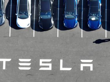 Racha récord de Tesla eleva su valor de mercado en US$200.000 millonesdfd