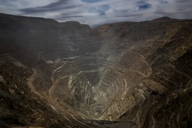 La mina de cobre a cielo abierto de Codelco Chuquicamata se encuentra cerca de Calama, Chile, el jueves 2 de agosto de 2018.. Fotógrafo: Cristóbal Olivares/Bloombergdfd