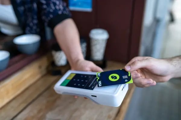 Lemon Chash quer trazer da Argentina para o Brasil modelo de cartão de débito para pagamento em criptomoedas