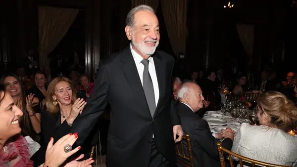 Fortuna de Carlos Slim supera US$100.000 millones por primera vezdfd