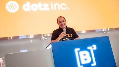 Roberto Chade, CEO da Dotz, na estreia das ações da companhia na B3