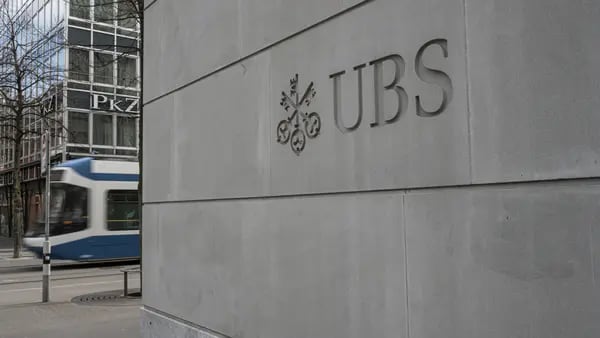 UBS comprará Credit Suisse en una operación de US$3.250 millones para poner fin a la crisisdfd