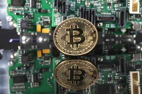 Bitcoin ha caído cerca de un 20% desde que empezaron a cotizar sus ETF en EE.UU.
