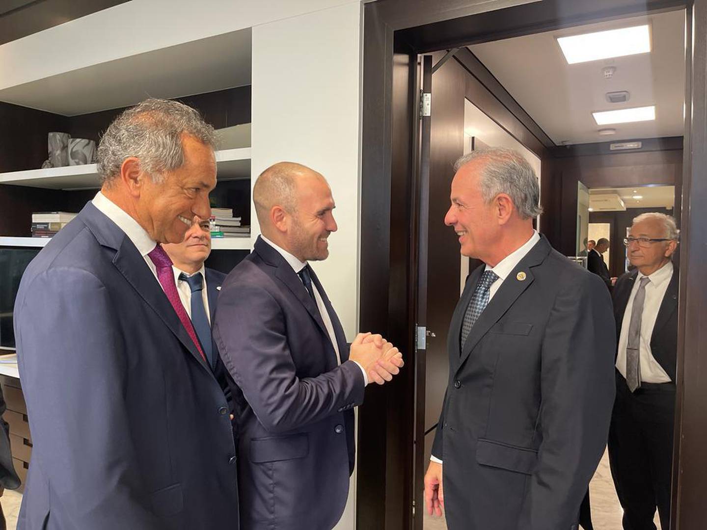 Junto al embajador Scioli, mantuvieron reuniones con el ministro brasileño Bento Albuquerque