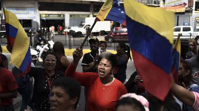 Las mujeres en Venezuela facturan 21,79% menos que los hombresdfd