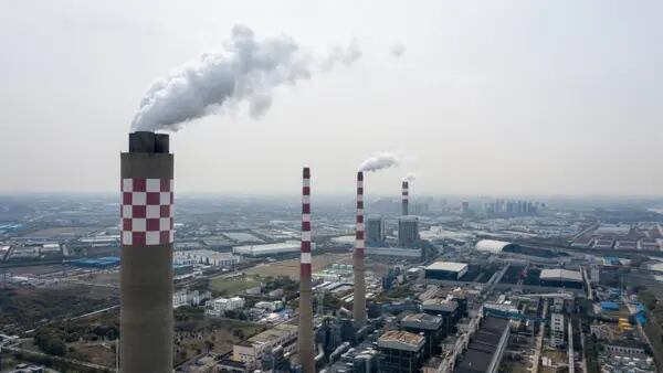 Indústria de carvão ainda gera bilhões em um mundo que quer se tornar ‘verde’dfd