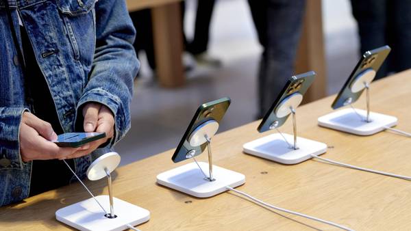 Apple espera manter vendas de iPhone apesar de desaceleração no setordfd