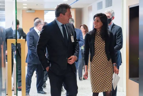 El ministro de Economía argentino visitó la semana pasada a la subdirectora Gerenta del FMI en Washington DC