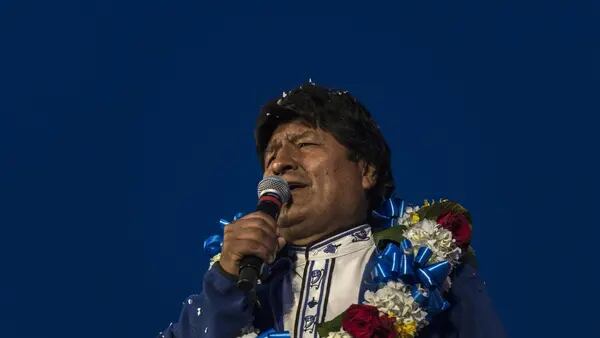 El sorpresivo regreso de Evo Morales impulsa el colapso de la deuda bolivianadfd
