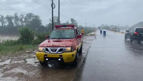 Honduras en alerta por tormenta tropical Julia y suspende clases en todo el territoriodfd