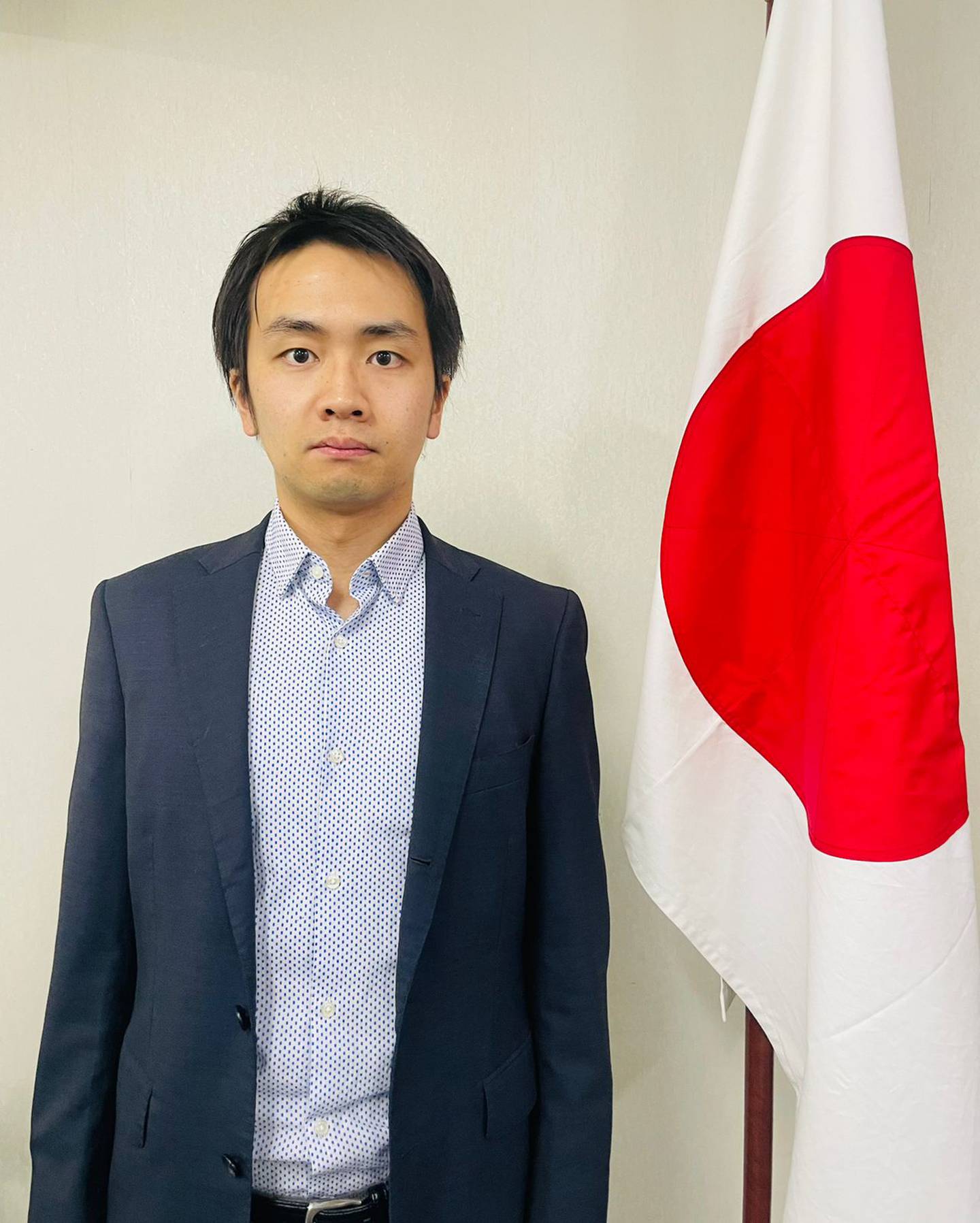 El segundo Secretario de la Sección de Economía de la Embajada del Japón en la República Argentina.dfd