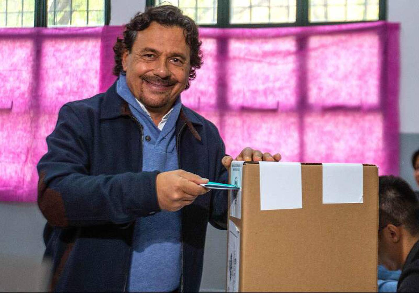 Gustavo Sáenz fue reelecto en Salta.dfd