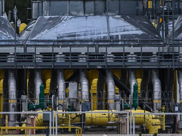 WLOCLAWEK, POLONIA - 19 DE FEBRERO: Vista de uno de los puntos de salida físicos y de la estación de gas compresor del gasoducto YamalEurope el 19 de febrero de 2022 en Wloclawek, Polonia.  (Foto de Omar Marques/Getty Images)