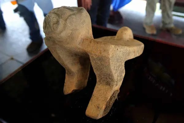 Uno de los artefactos encontrados en el proyecto Ciudad del Jaguar.