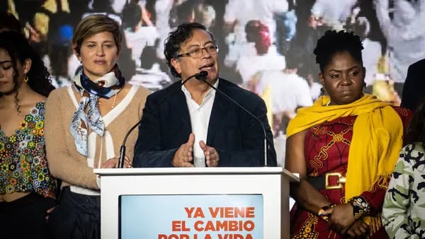 Petro propone a Rodolfo Hernández un acuerdo de gobernabilidad en Colombiadfd