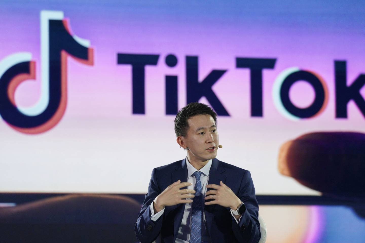 Shou Zi Chew, chief executive officer of TikTok Inc., speaks during the Bloomberg New Economy Forum in Singapore, on Wednesday, Nov. 16, 2022. dfd