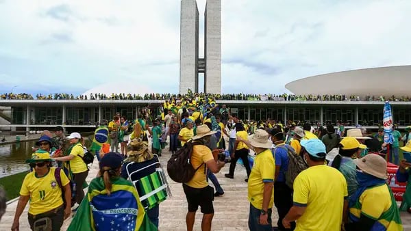 Presidentes y organismos emiten mensajes en apoyo al gobierno de Lula da Silvadfd