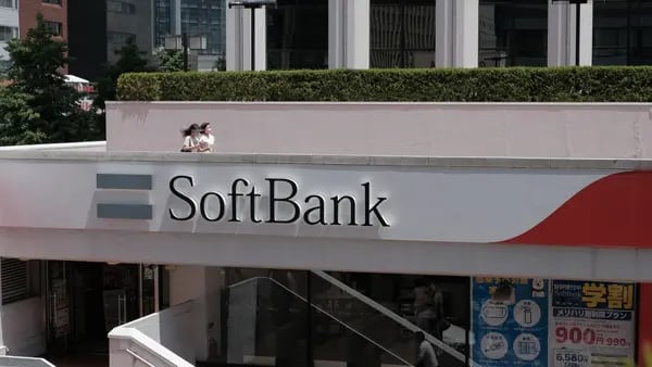 SoftBank lanza fondo de US$3.000 millones para invertir en el boom del sector tecnológico latinoamericanodfd