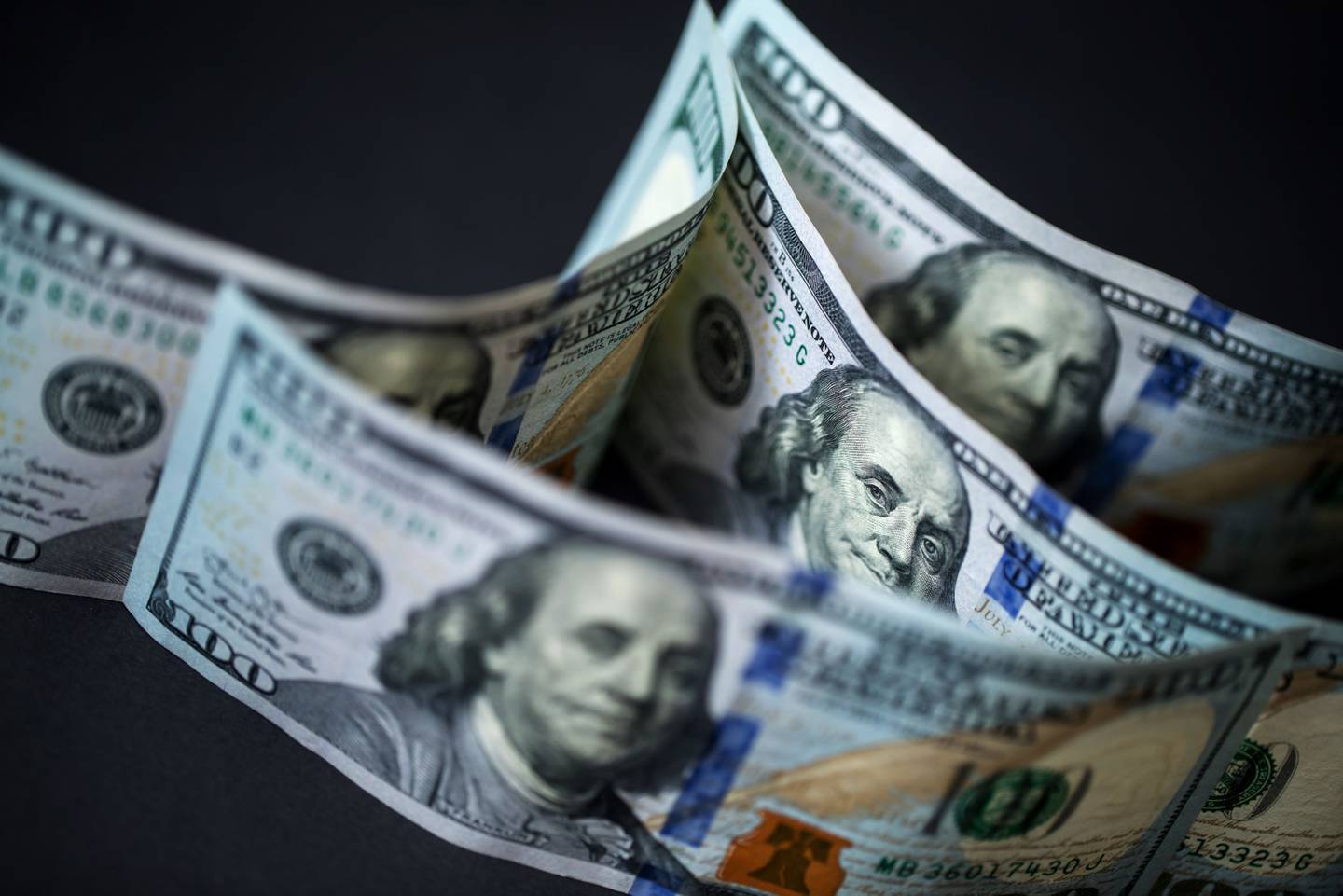Dólar perde terreno para outros ativos