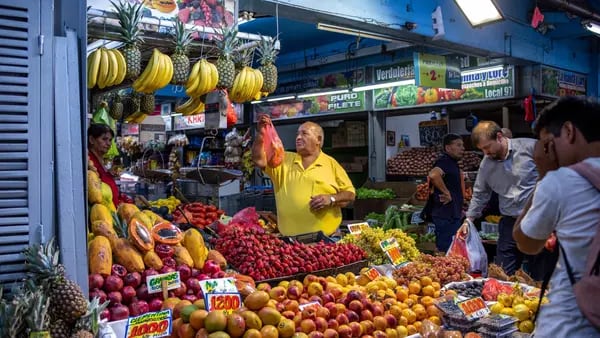 Economía de Chile registra su mayor crecimiento desde 2021: el consumo se recuperadfd