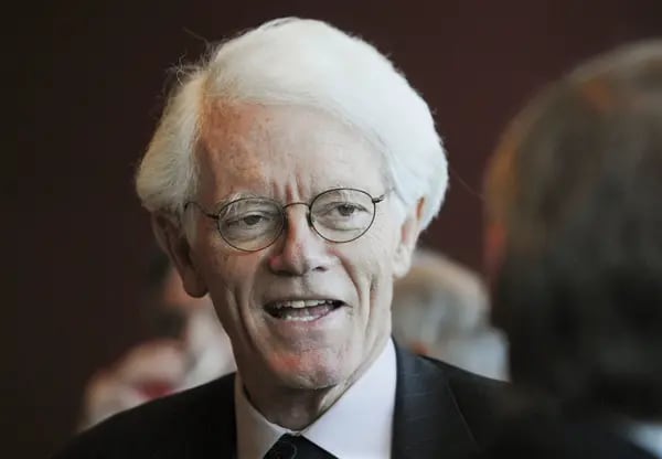 Peter Lynch, gestor renomado que liderou o Fidelity Magellan Fund de 1977 a 1990, com resultados considerados expressivos