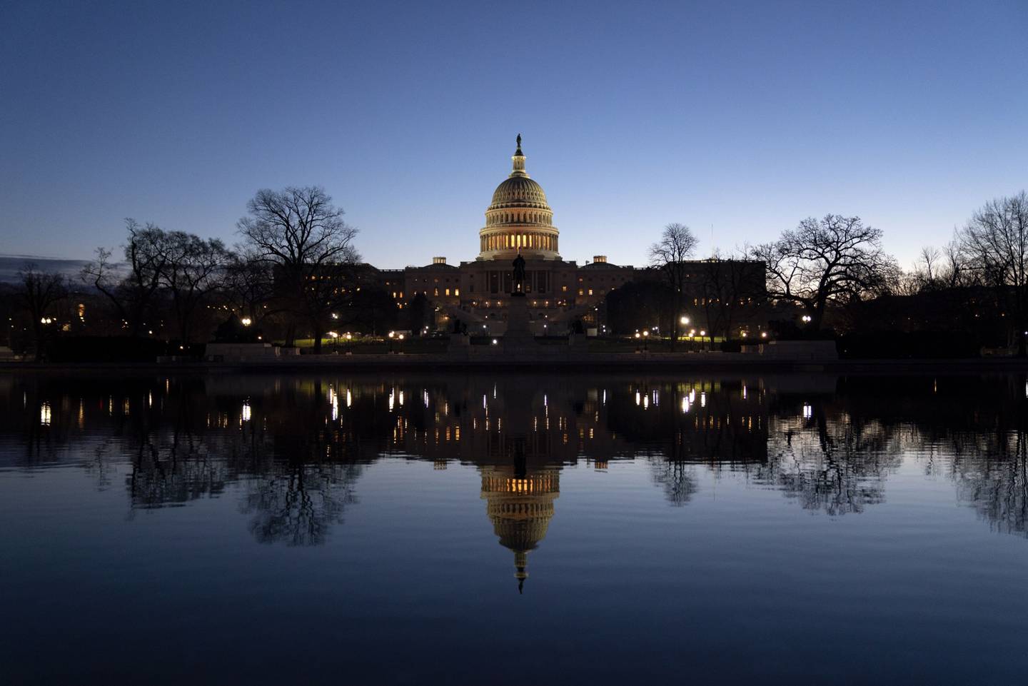 El Capitolio de EE.UU. al amanecer en Washington D.C., EEUU, el lunes 4 de enero de 2021.