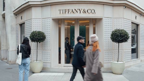 La catedral del consumismo de Tiffany brillará más allá de Nueva Yorkdfd