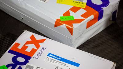 FedEx reducirá globalmente su equipo directivo en más de un 10%, según su CEOdfd