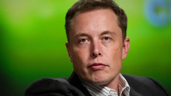 Tuits de Musk sobre Tesla podrían costarle miles de millones en los tribunalesdfd