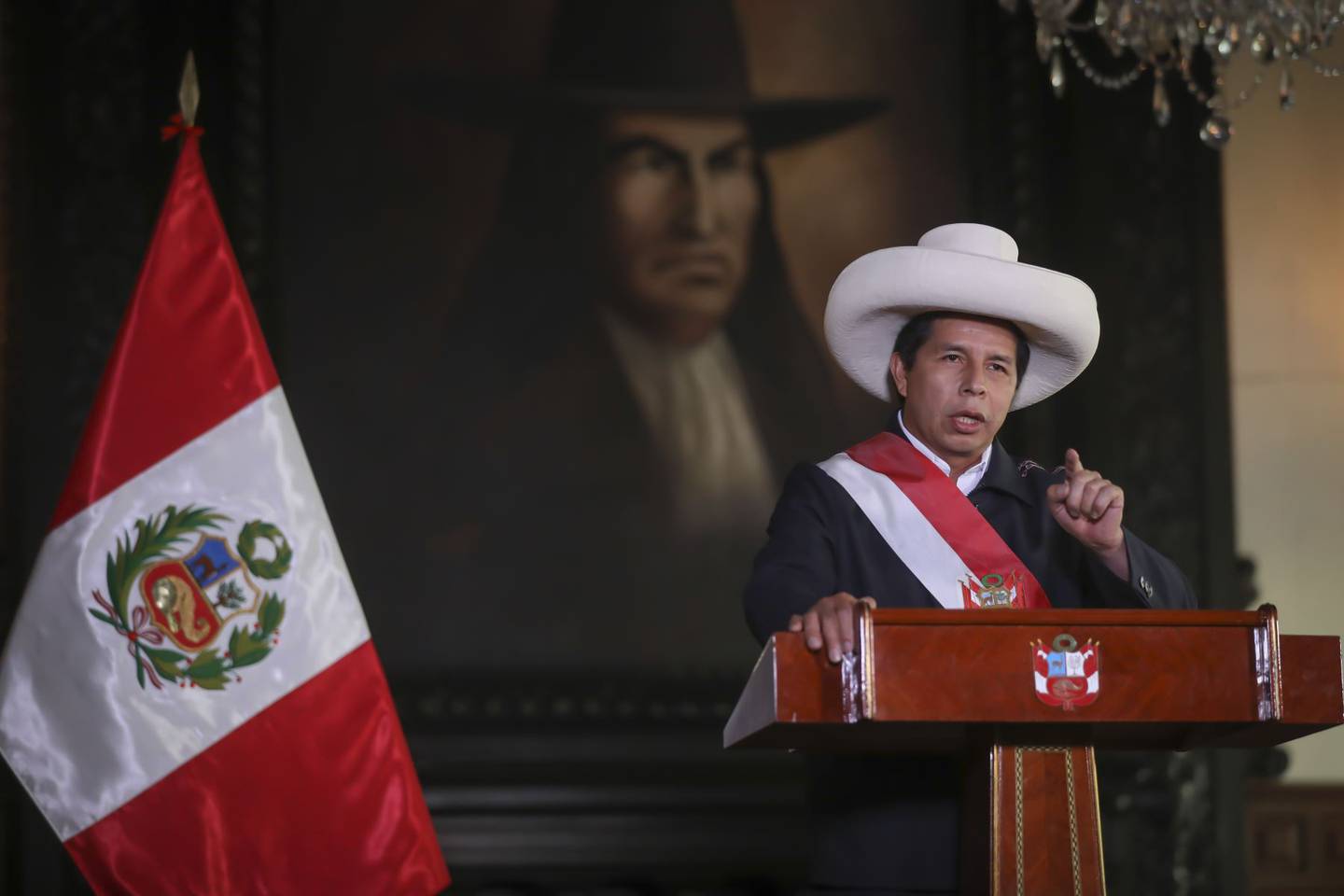 Perú: Pedro Castillo niega renunciar; no da fecha para nuevo gabinete de ministros.